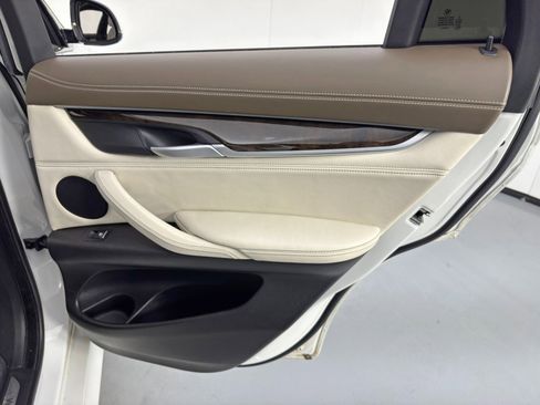 Used 2017 BMW X6 xDrive35i image 45