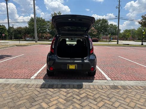 Used 2014 Kia Soul + image 25