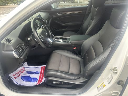 Used 2019 Honda Accord Sport image 17