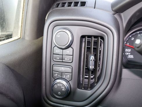 New 2026 GMC Sierra 1500 Pro AWD/4WD image 17