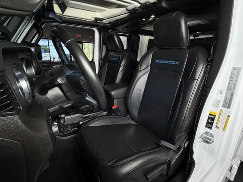 Used 2021 Jeep Wrangler Unlimited Rubicon 4xe w/ Steel Bumper Group image 16