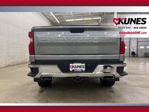 Used 2024 Chevrolet Silverado 1500 LTZ AWD/4WD image 6