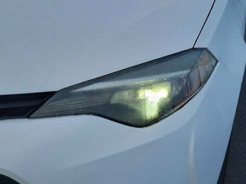 Used 2019 Toyota Corolla LE image 10