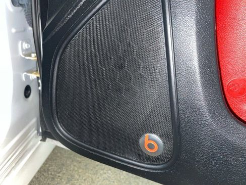 Used 2016 Dodge Charger R/T Scat Pack w/ Beats Audio Group image 17