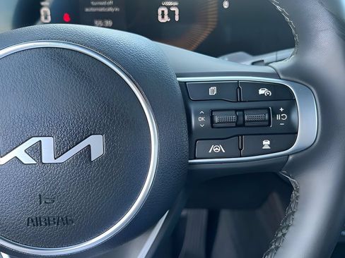 Used 2025 Kia K5 GT-Line w/ GT-Line Premium Package FWD image 19