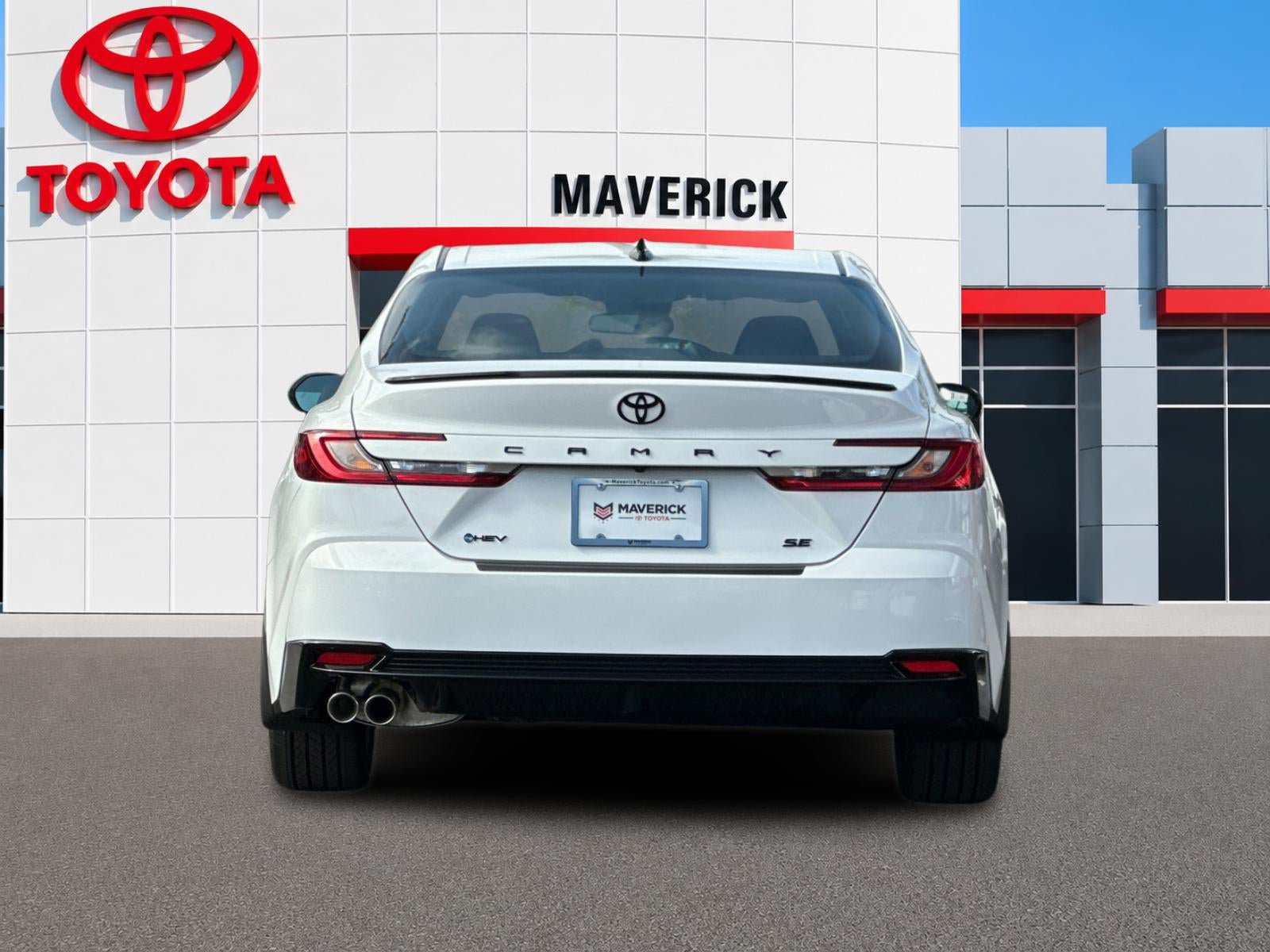 New 2026 Toyota Camry Hybrid FWD image 4