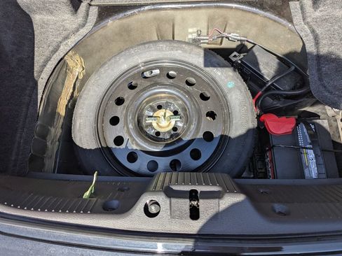 Used 2002 Ford Thunderbird RWD image 46
