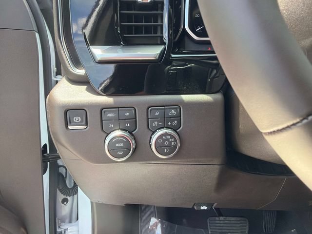 New 2026 GMC Sierra 1500 SLT w/ SLT Premium Package AWD/4WD image 30