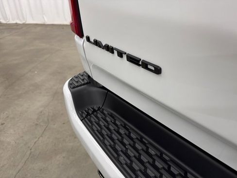 New 2026 RAM 1500 Limited image 24