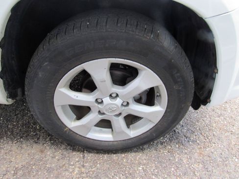 Used 2012 Toyota RAV4 Limited w/ Premium Plus Value Pkg AWD/4WD image 10