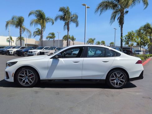 Used 2025 BMW i5 M60 w/ Premium Package AWD/4WD image 7
