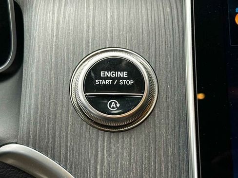 Certified 2025 Mercedes-Benz GLC 300 GLC 300 image 28