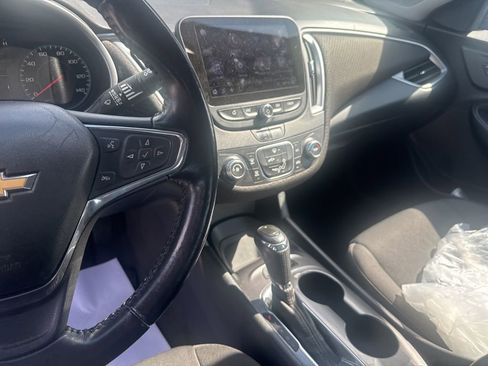 Used 2020 Chevrolet Malibu RS FWD image 19