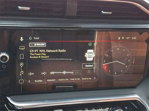 Used 2024 GMC Sierra 2500 Denali Ultimate w/ Snow Plow Prep/Camper Package image 13