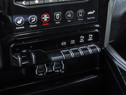 Used 2021 RAM 3500 Laramie image 24