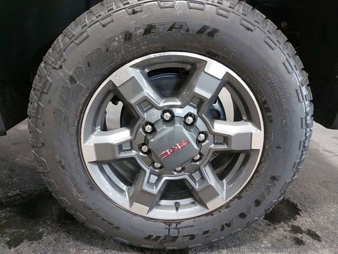 New 2026 GMC Sierra 3500 SLT w/ SLT Premium Package image 34