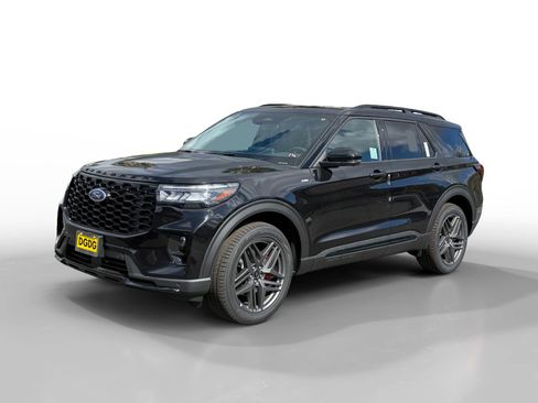 New 2026 Ford Explorer ST-Line w/ ST-Line Street Pack AWD/4WD image 1