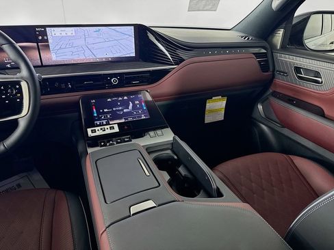 New 2026 INFINITI QX80 Autograph w/ Premium Cargo Package image 30