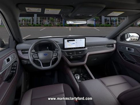 New 2026 Ford Explorer Platinum image 9