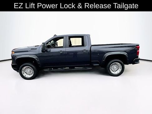 Used 2024 Chevrolet Silverado 2500 Custom w/ Custom Value Package AWD/4WD image 4