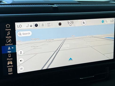 Used 2025 Jeep Wrangler Sahara w/ Safety Group image 19