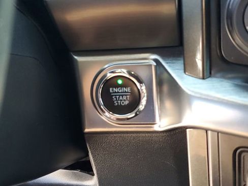 Used 2021 Ford F150 Lariat AWD/4WD image 20