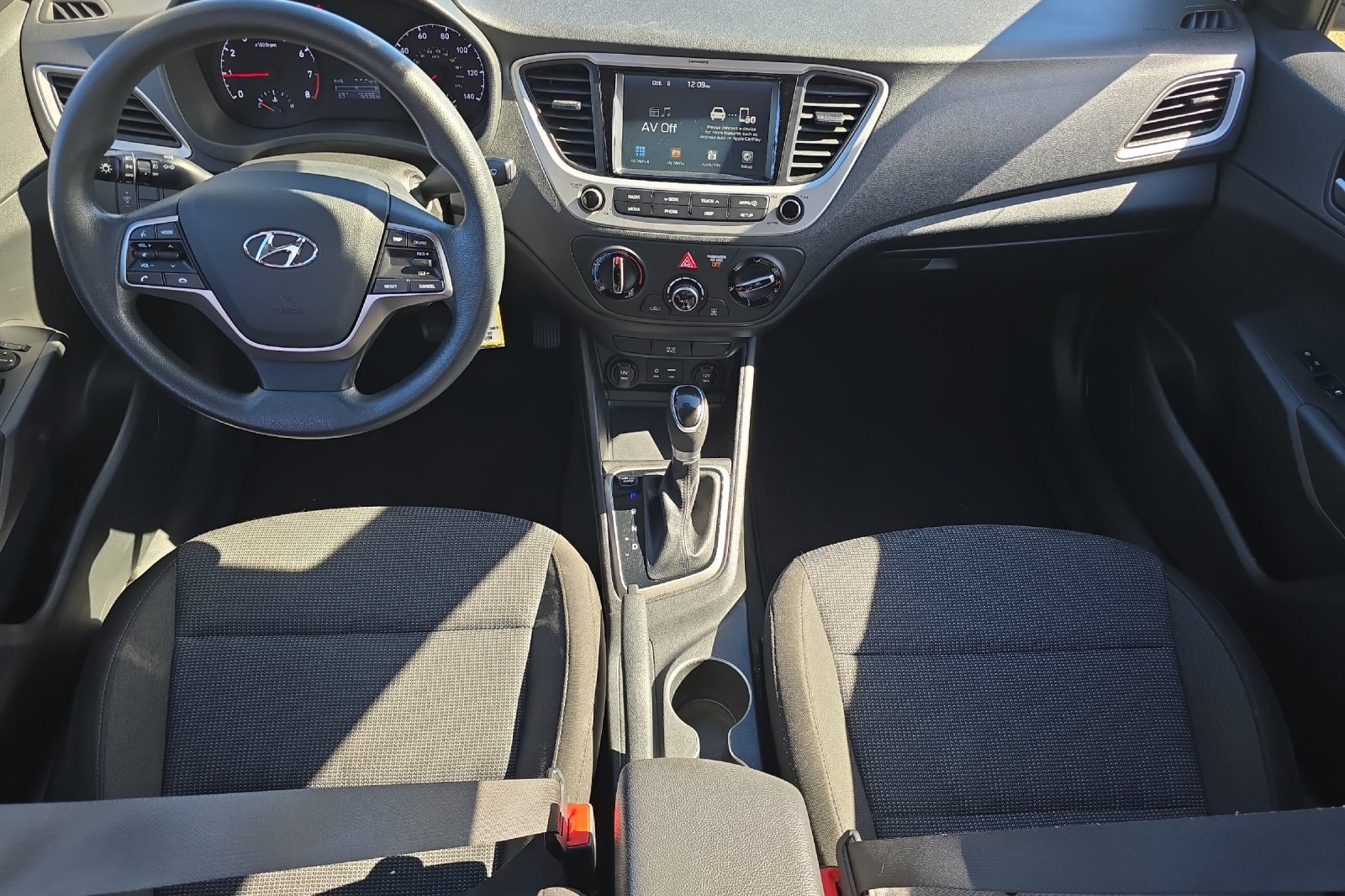 Used 2020 Hyundai Accent SEL FWD image 9