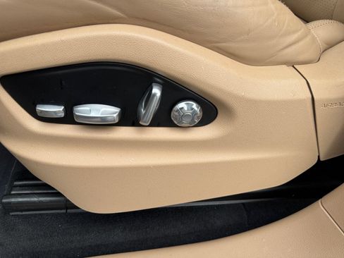 Used 2019 Porsche Cayenne AWD/4WD image 21