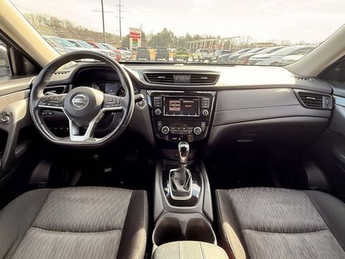 Certified 2019 Nissan Rogue SV image 21