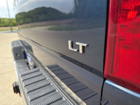 Used 2021 Chevrolet Silverado 2500 LT w/ Remote Start Package AWD/4WD image 8