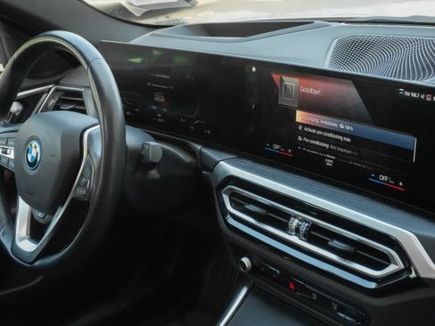 Certified 2023 BMW i4 eDrive35 w/ Premium Package RWD image 11
