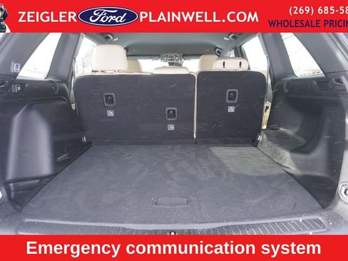 Used 2024 Jeep Grand Cherokee Limited image 5