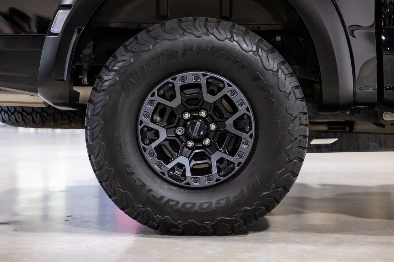 Used 2025 Ford F150 Raptor w/ Equipment Group 803A Raptor R AWD/4WD image 26
