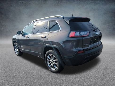 Used 2021 Jeep Cherokee Latitude Plus AWD/4WD image 6