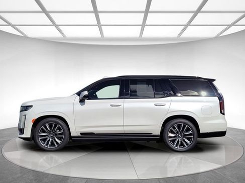 Used 2021 Cadillac Escalade Sport w/ Driver Assist Tech Package AWD/4WD image 7