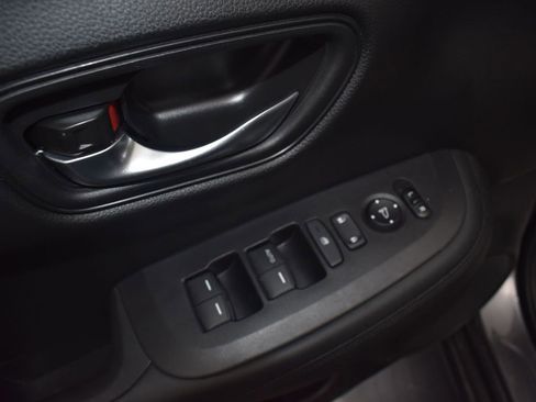 Used 2023 Honda HR-V LX image 14