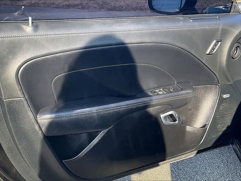 Used 2022 Dodge Challenger R/T Scat Pack w/ Dynamics Package image 21