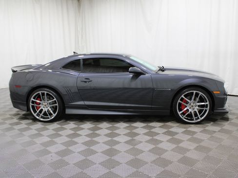 Used 2010 Chevrolet Camaro SS w/ RS Package image 29