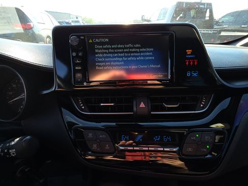 Used 2018 Toyota C-HR XLE image 10