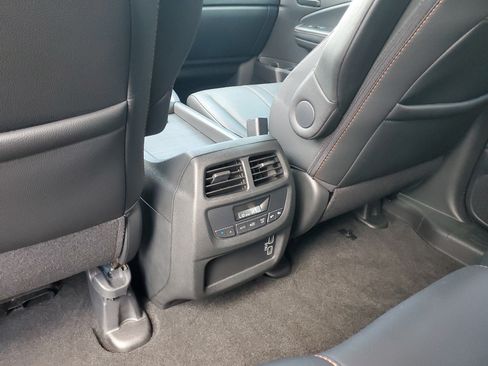 Used 2022 Honda Pilot TrailSport image 14
