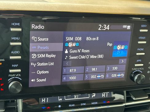 Certified 2024 Toyota Sienna LE image 21