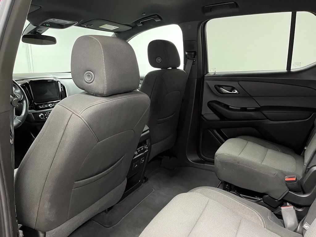 Used 2023 Chevrolet Traverse LT AWD/4WD image 44