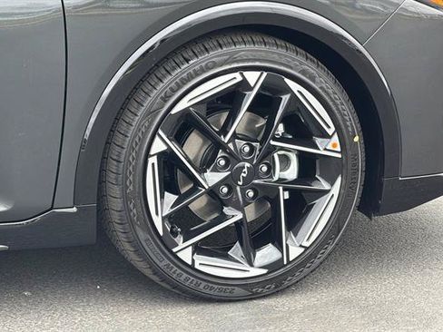 New 2026 Kia K4 GT-Line FWD image 33