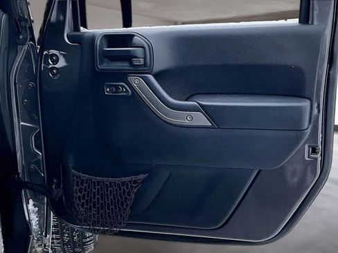 Used 2014 Jeep Wrangler Unlimited Sport w/ Quick Order Package 24S image 23