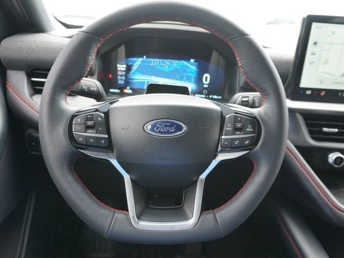 Certified 2025 Ford Explorer ST-Line AWD/4WD image 10