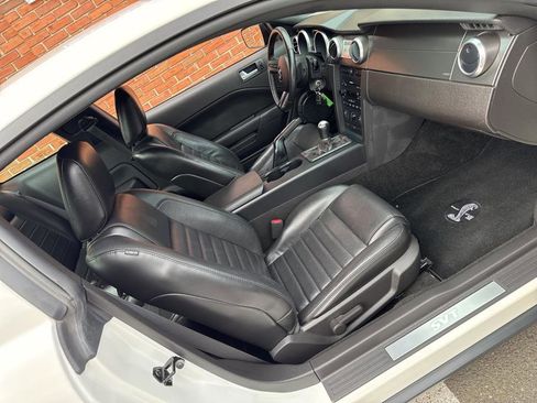 Used 2007 Ford Mustang Shelby GT500 image 26