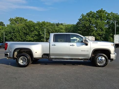 Used 2022 Chevrolet Silverado 3500 High Country AWD/4WD image 10