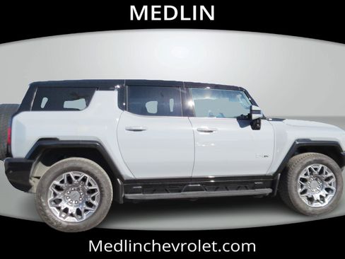 Used 2025 GMC Hummer EV 3X image 9