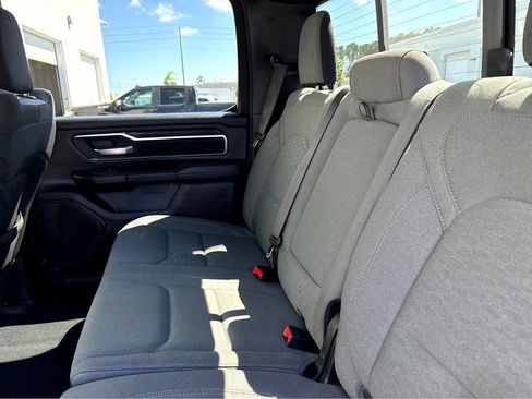Used 2025 RAM 1500 Big Horn AWD/4WD image 16