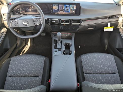 New 2026 Nissan Sentra SV w/ SV Convenience Package FWD image 11